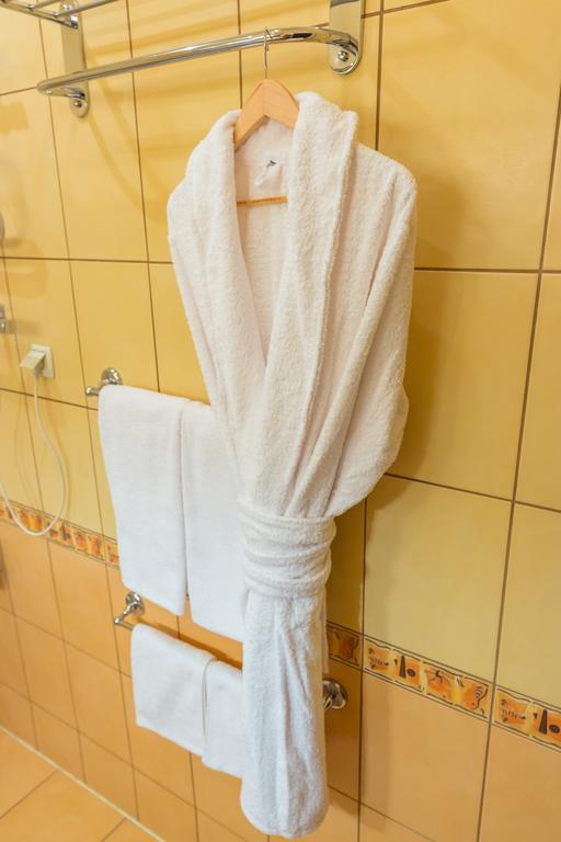 Hotel Artua Charków Zewnętrze zdjęcie