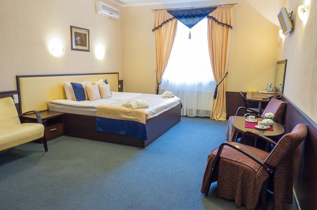 Hotel Artua Charków Pokój zdjęcie