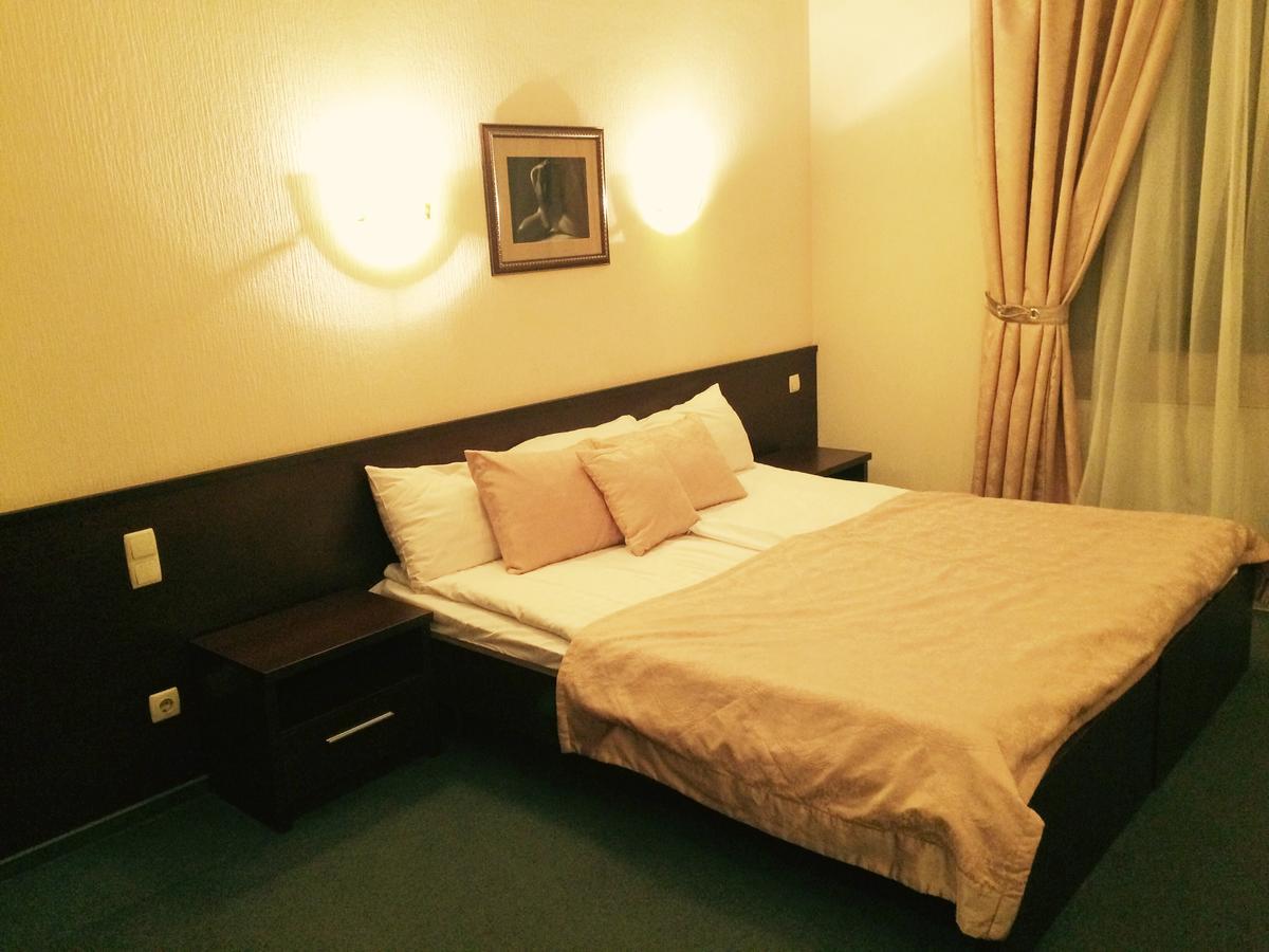 Hotel Artua Charków Zewnętrze zdjęcie